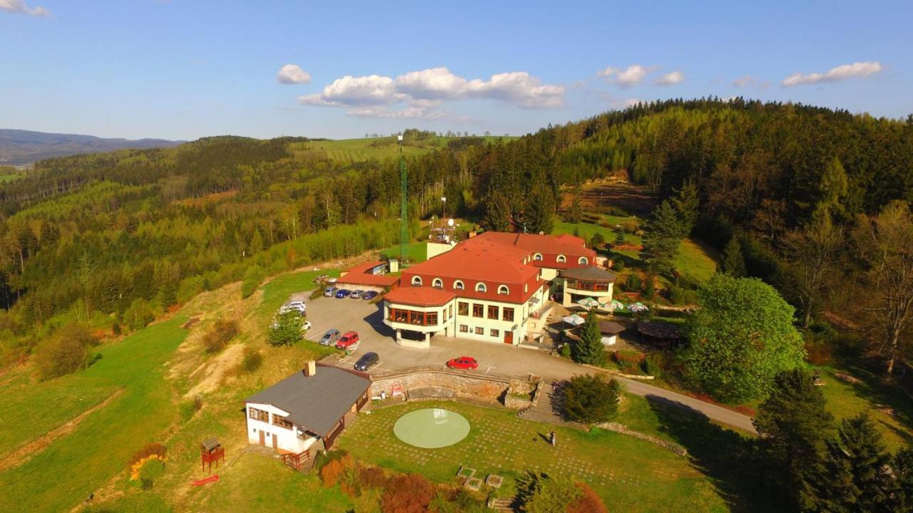 Vyhlidka Resort Nachod Bagian luar foto