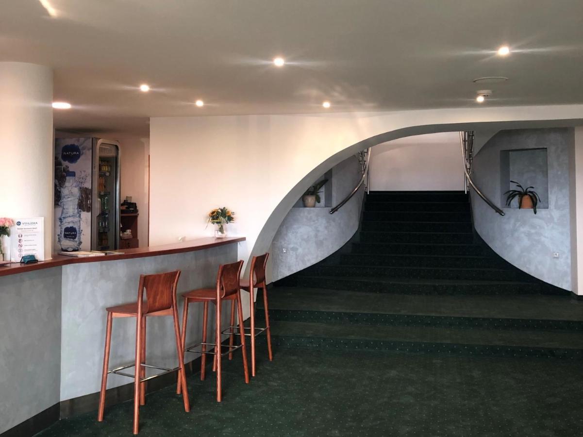 Vyhlidka Resort Nachod Bagian luar foto