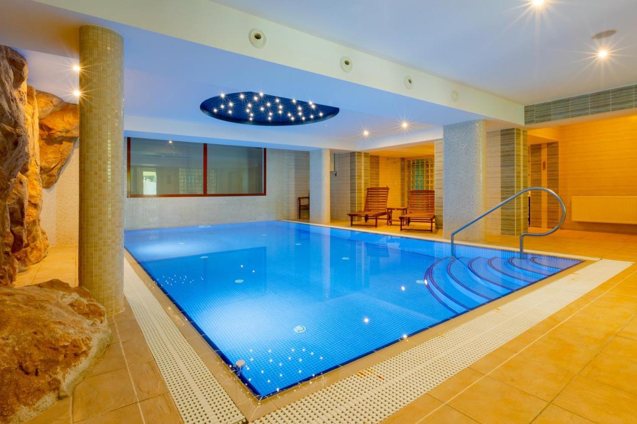 Vyhlidka Resort Nachod Bagian luar foto