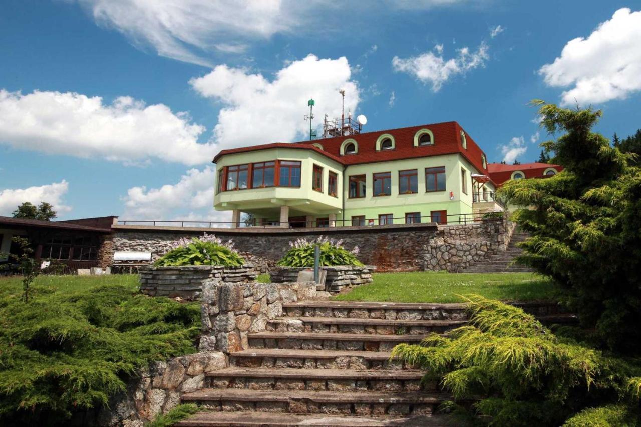 Vyhlidka Resort Nachod Bagian luar foto