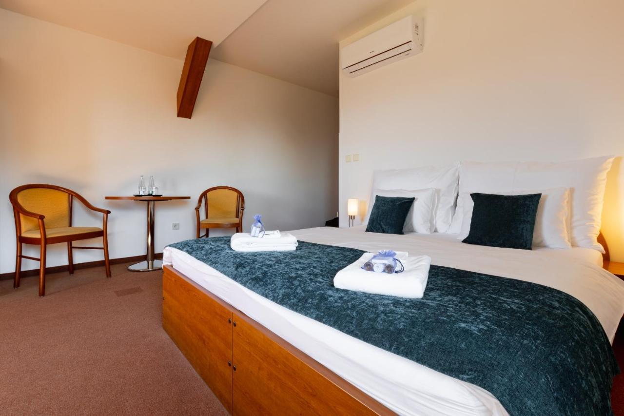 Vyhlidka Resort Nachod Bagian luar foto